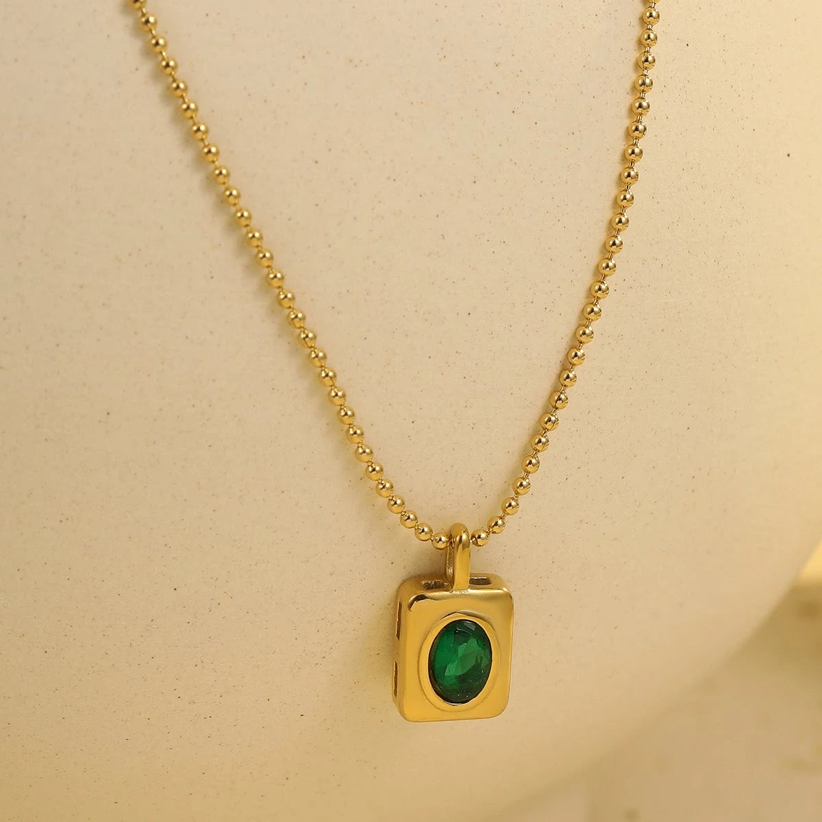 Green Gold Pendant Necklace – 18K PVD Gold Plated