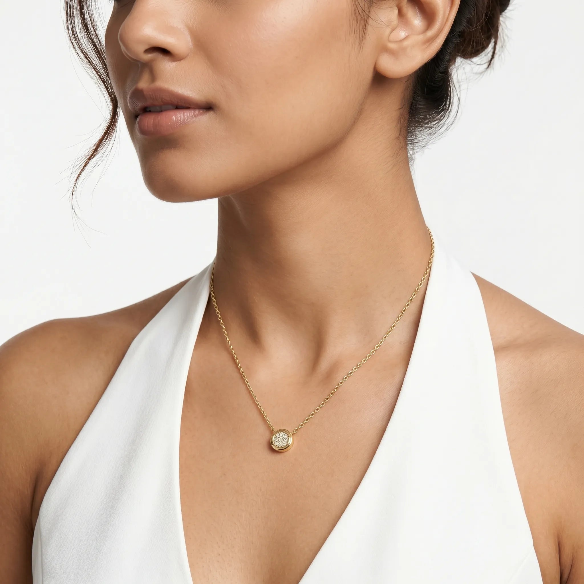 Aura Solitaire Necklace – 18K Gold Plated