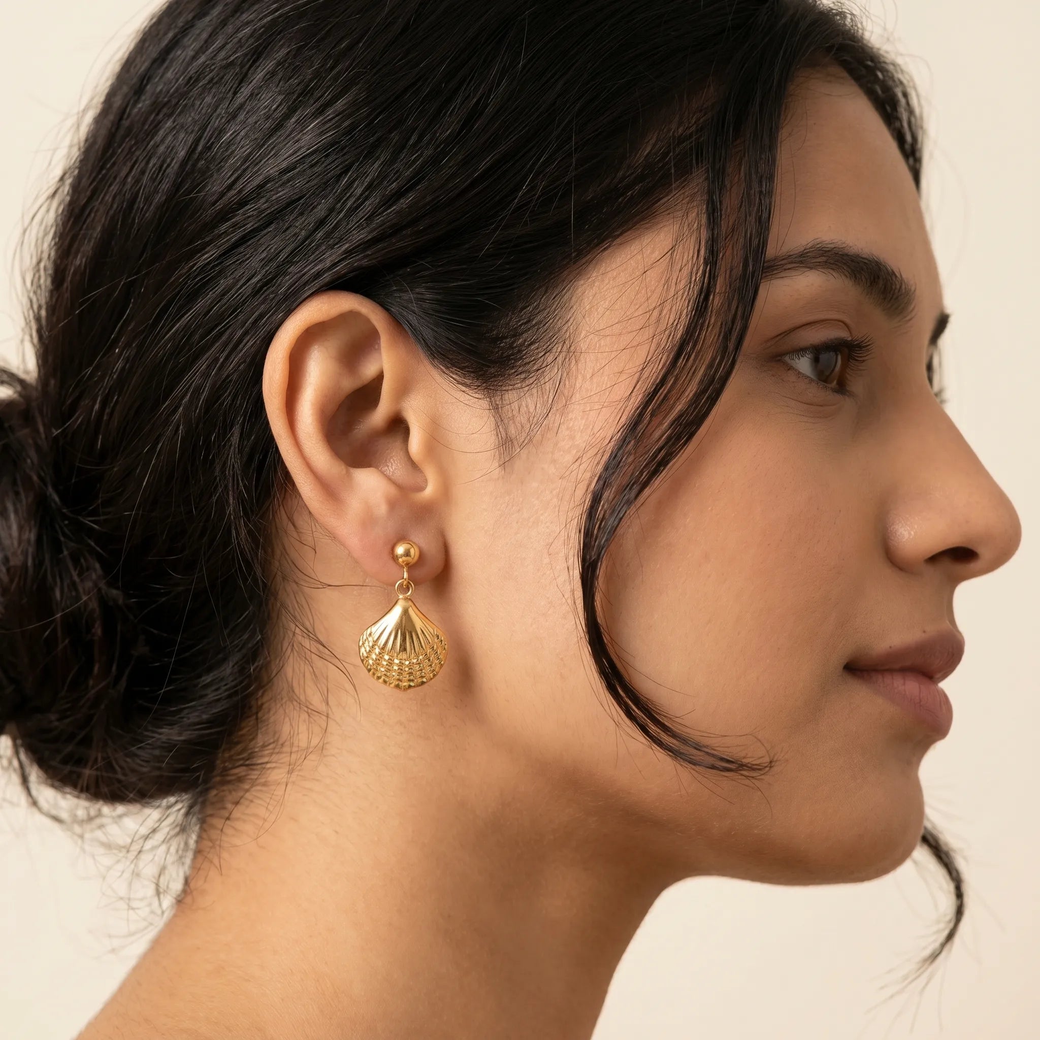 Scallop Shell Drop Earrings – 18K Gold Plated