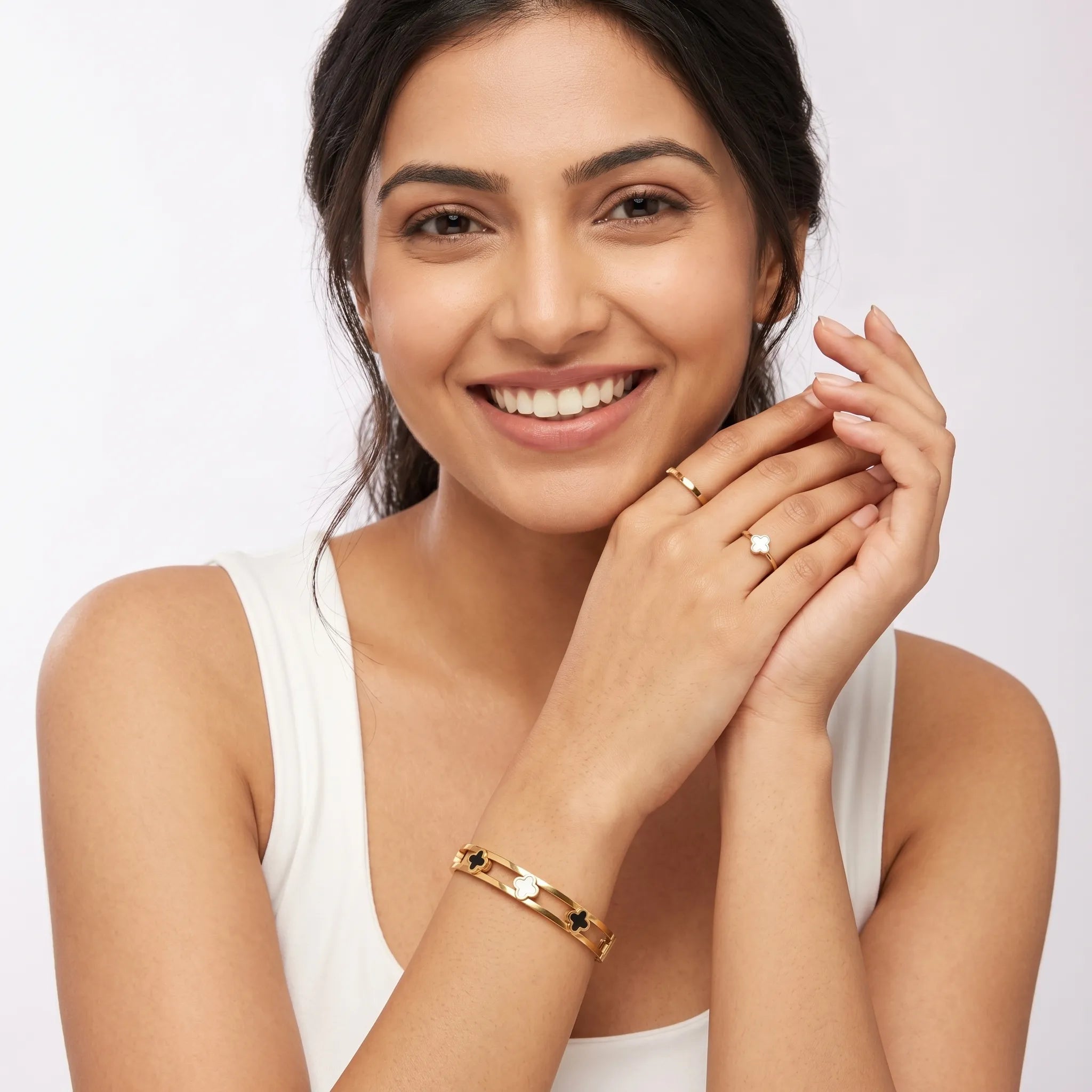 Monochrome Clover Cuff – 18K Gold Plated