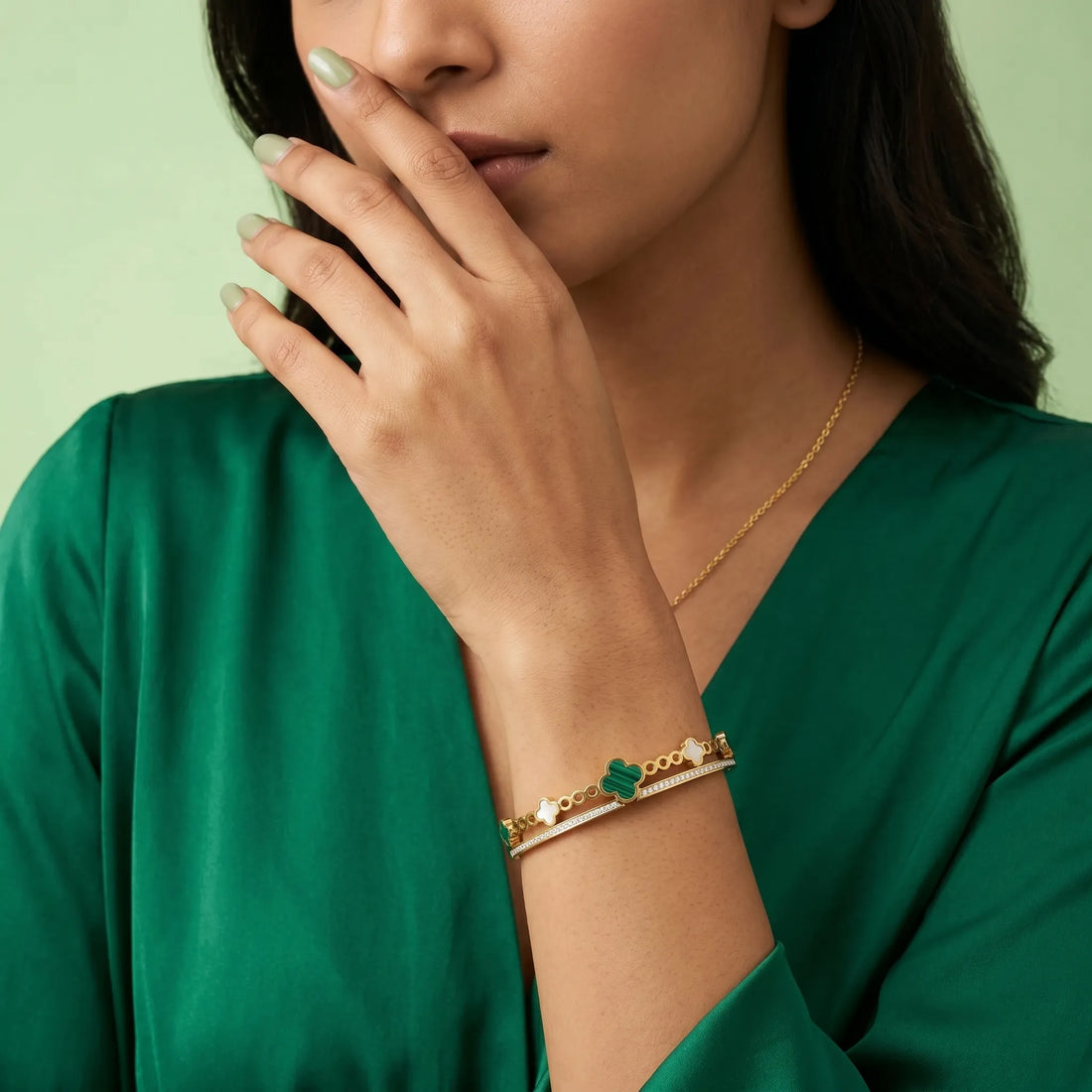 Malachite Clover Bangle – 18K Gold Plated