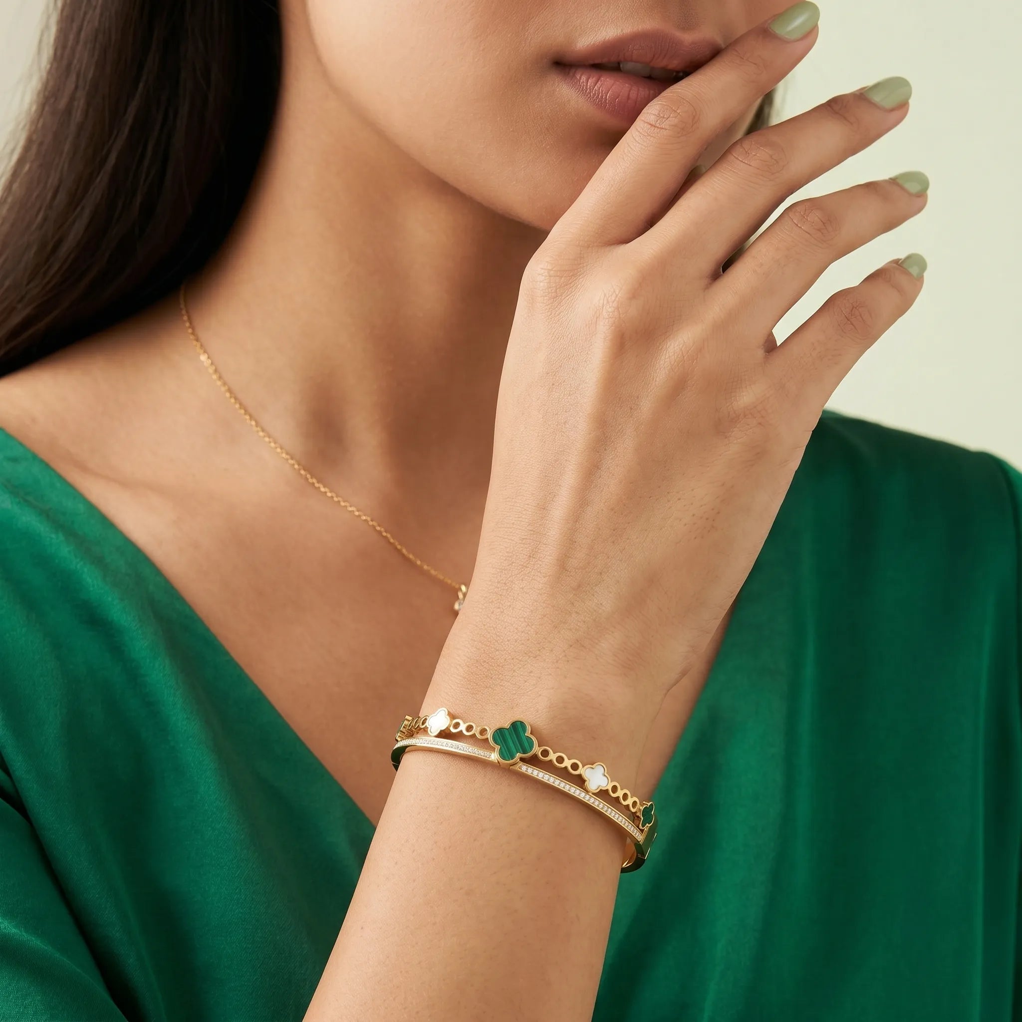 Malachite Clover Bangle – 18K Gold Plated