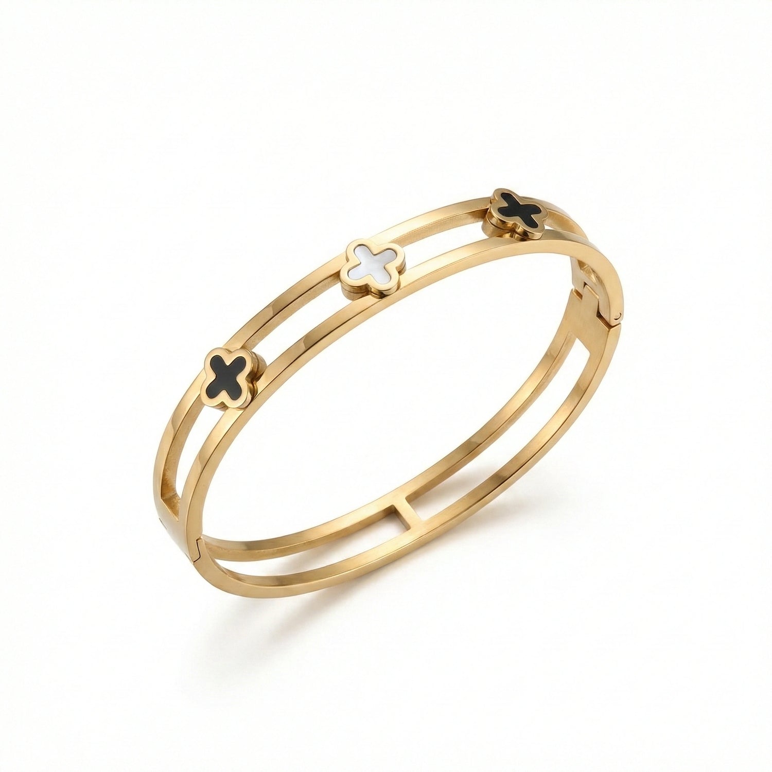 Monochrome Clover Cuff – 18K Gold Plated
