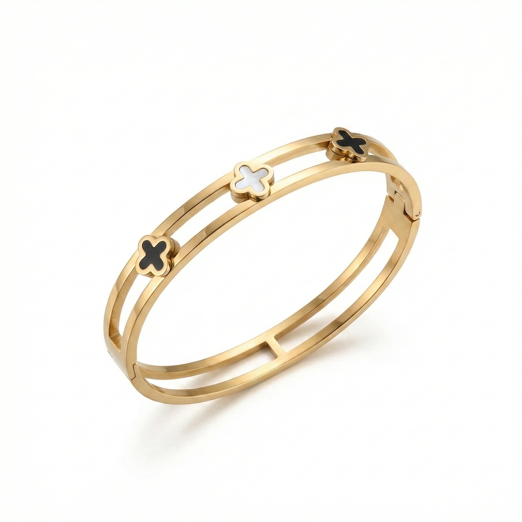 Monochrome Clover Cuff – 18K Gold Plated