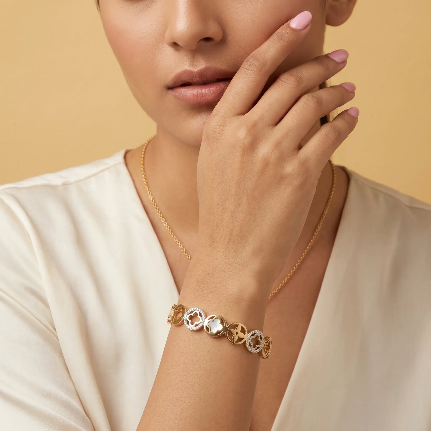 White Enamel Floral Bangle – 18K Gold Plated