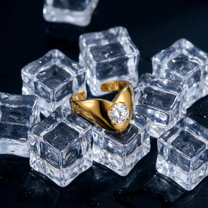 Baguette Crystal Pearl Bypass Ring – 18K PVD Gold Plated