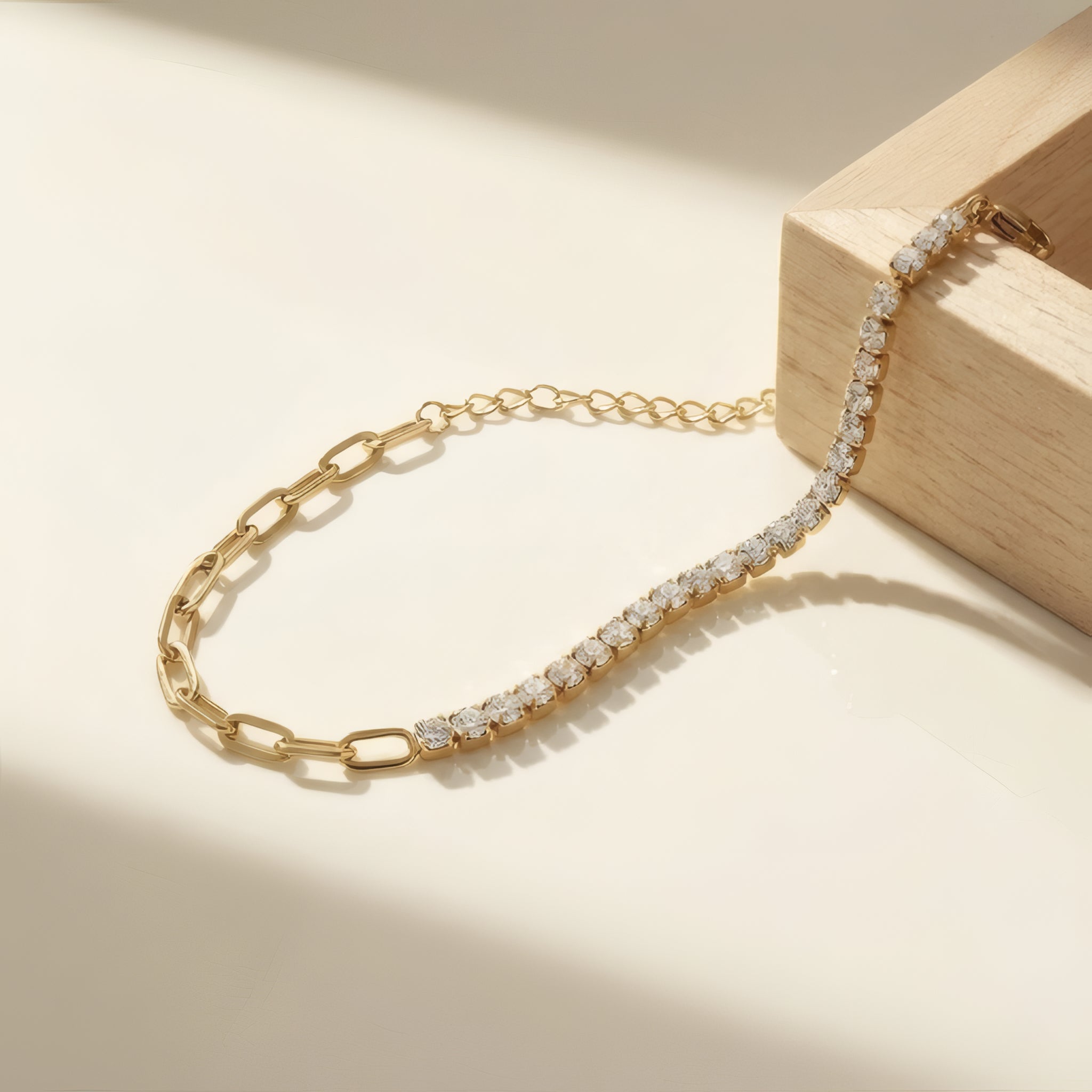 Crystal Link Hybrid Bracelet – 18K Gold Plated