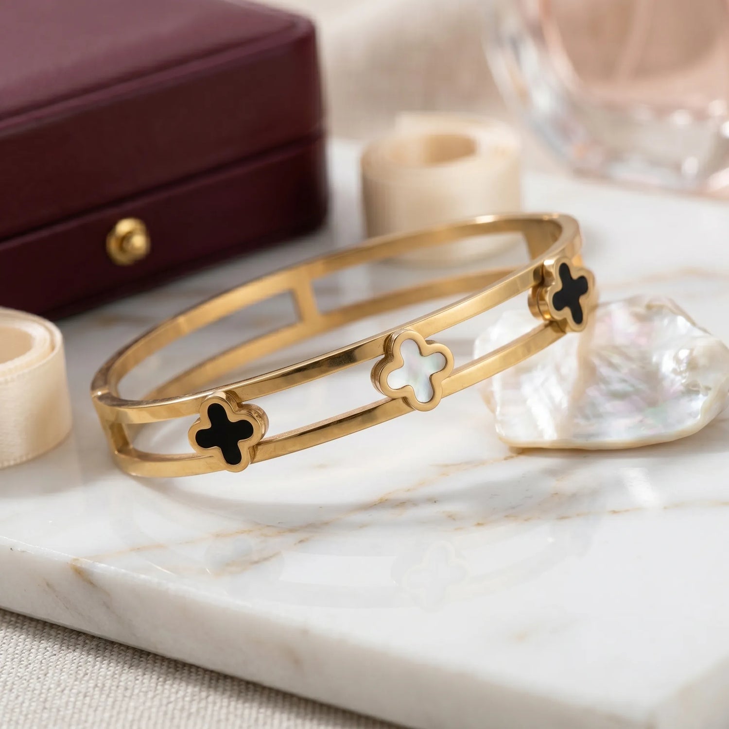 Monochrome Clover Cuff – 18K Gold Plated
