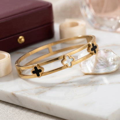 Monochrome Clover Cuff – 18K Gold Plated