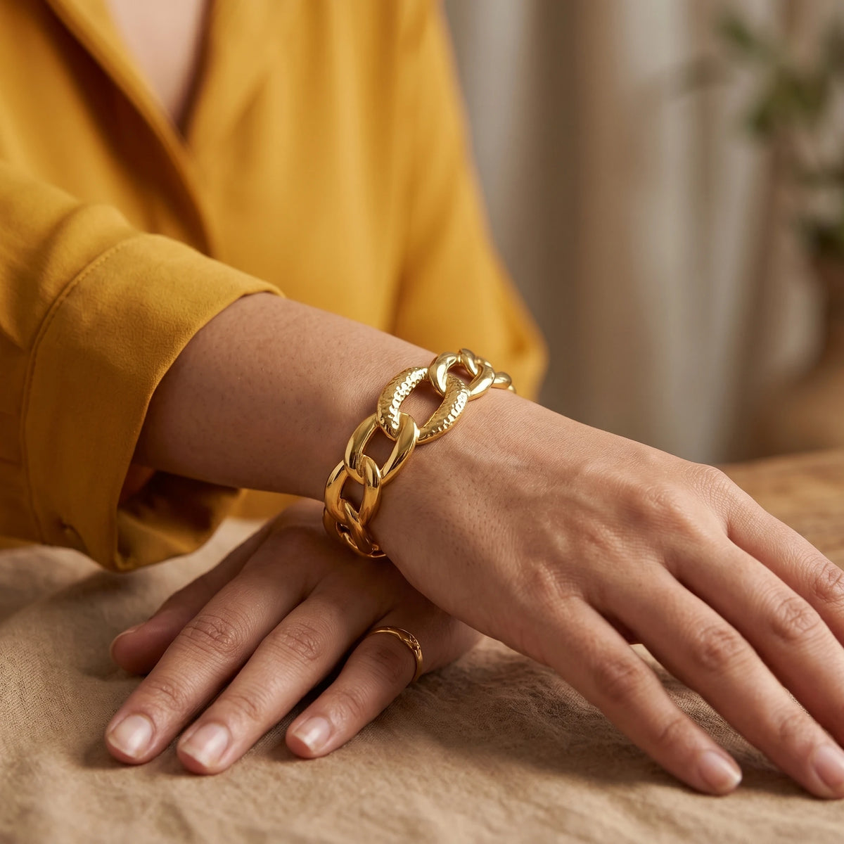 Chunky Curb Chain Cuff Bracelet – 18K PVD Gold Plated