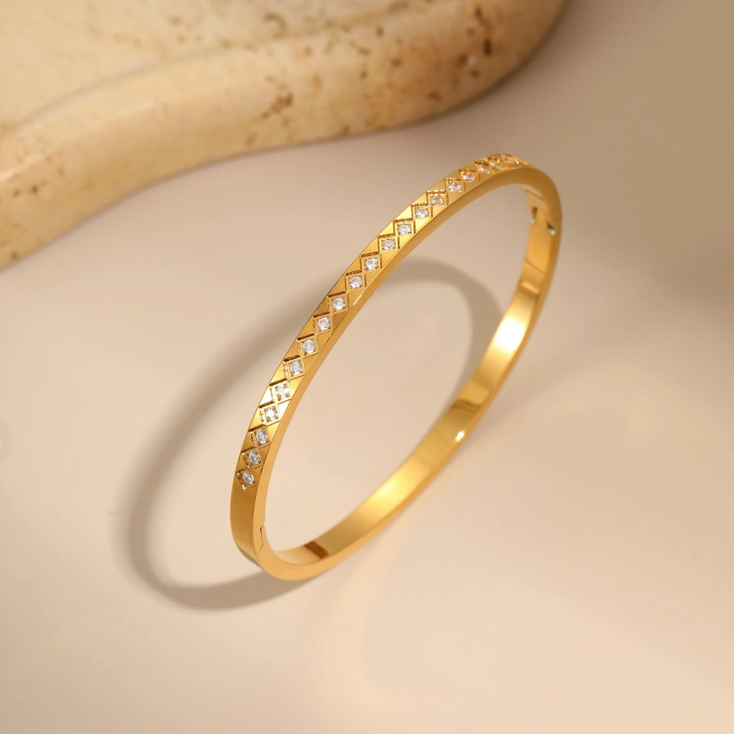 Diamond Lattice Crystal Bangle Bracelet – 18K PVD Gold Plated