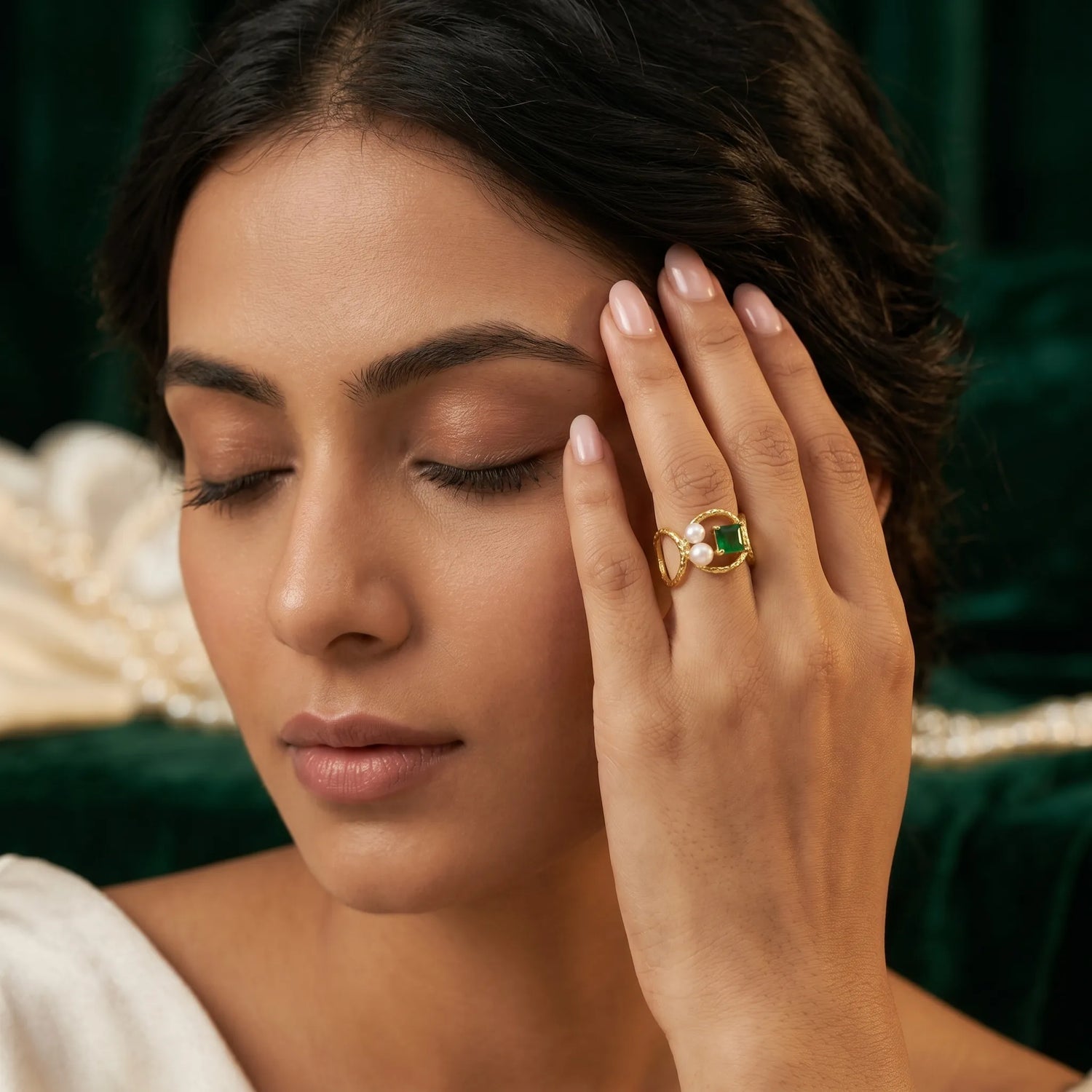 Emerald &amp; Pearl Open Ring – 18K Gold Plated