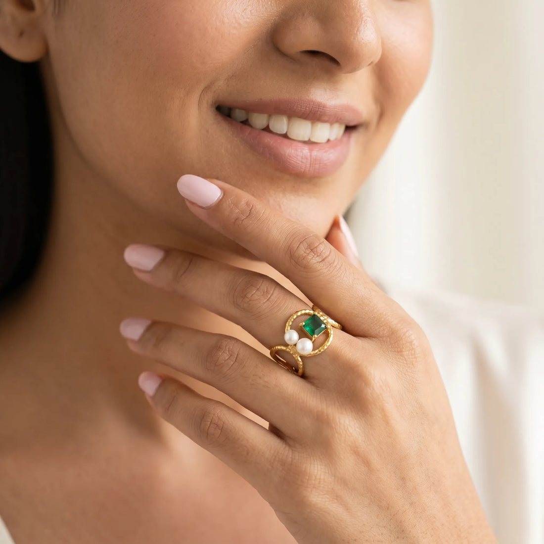 Emerald &amp; Pearl Open Ring – 18K Gold Plated
