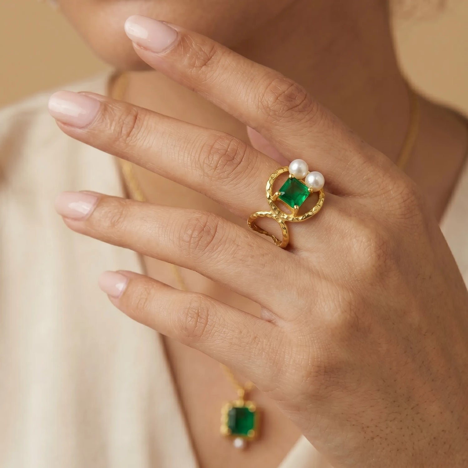 Emerald &amp; Pearl Open Ring – 18K Gold Plated