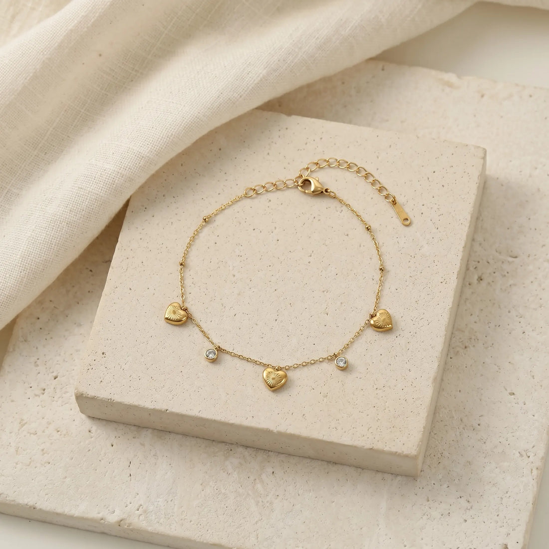 Gold Heart Charm Crystal  Bracelet – 18K PVD Gold Plated