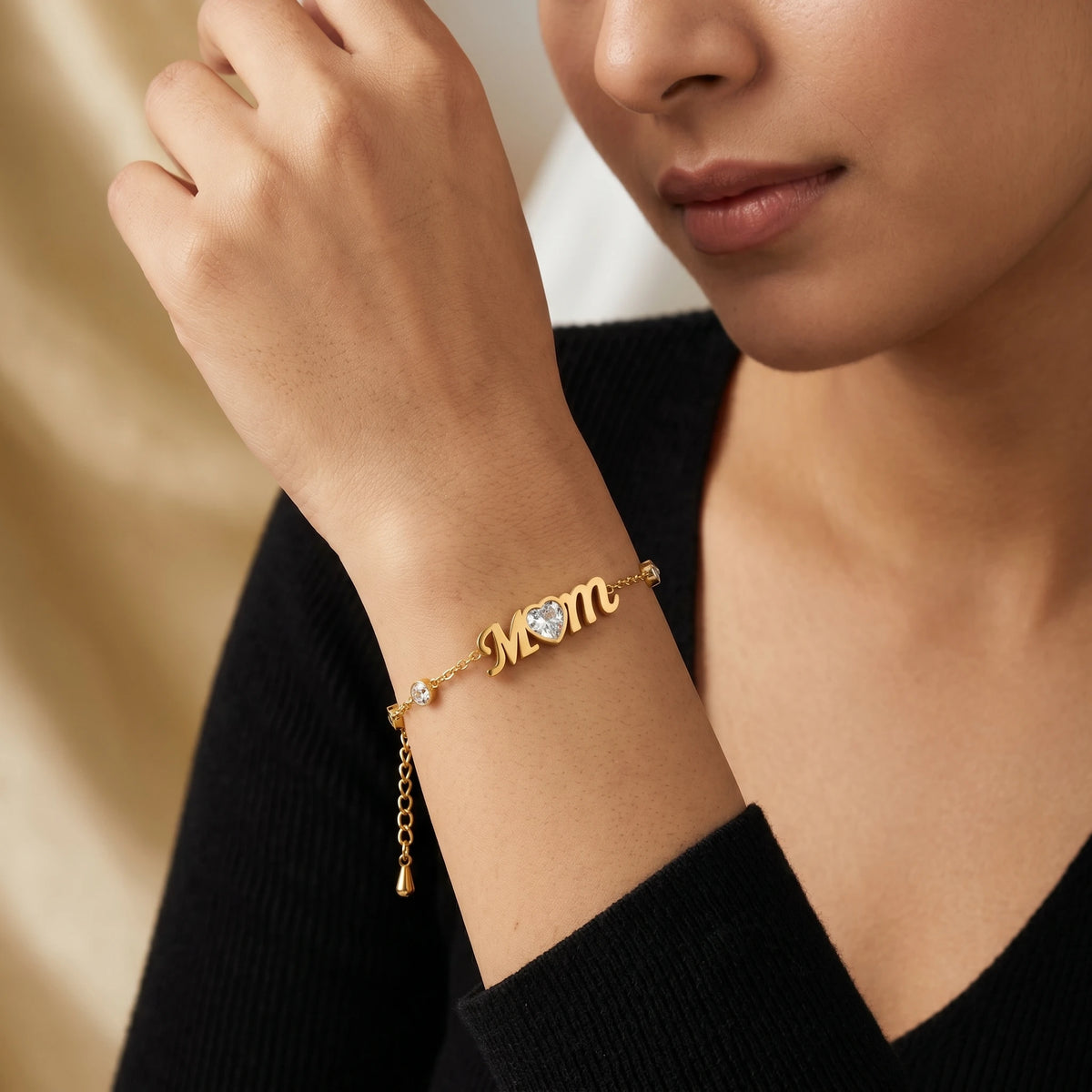 Gold MOM Heart Crystal Charm Bracelet – 18K PVD Gold Plated