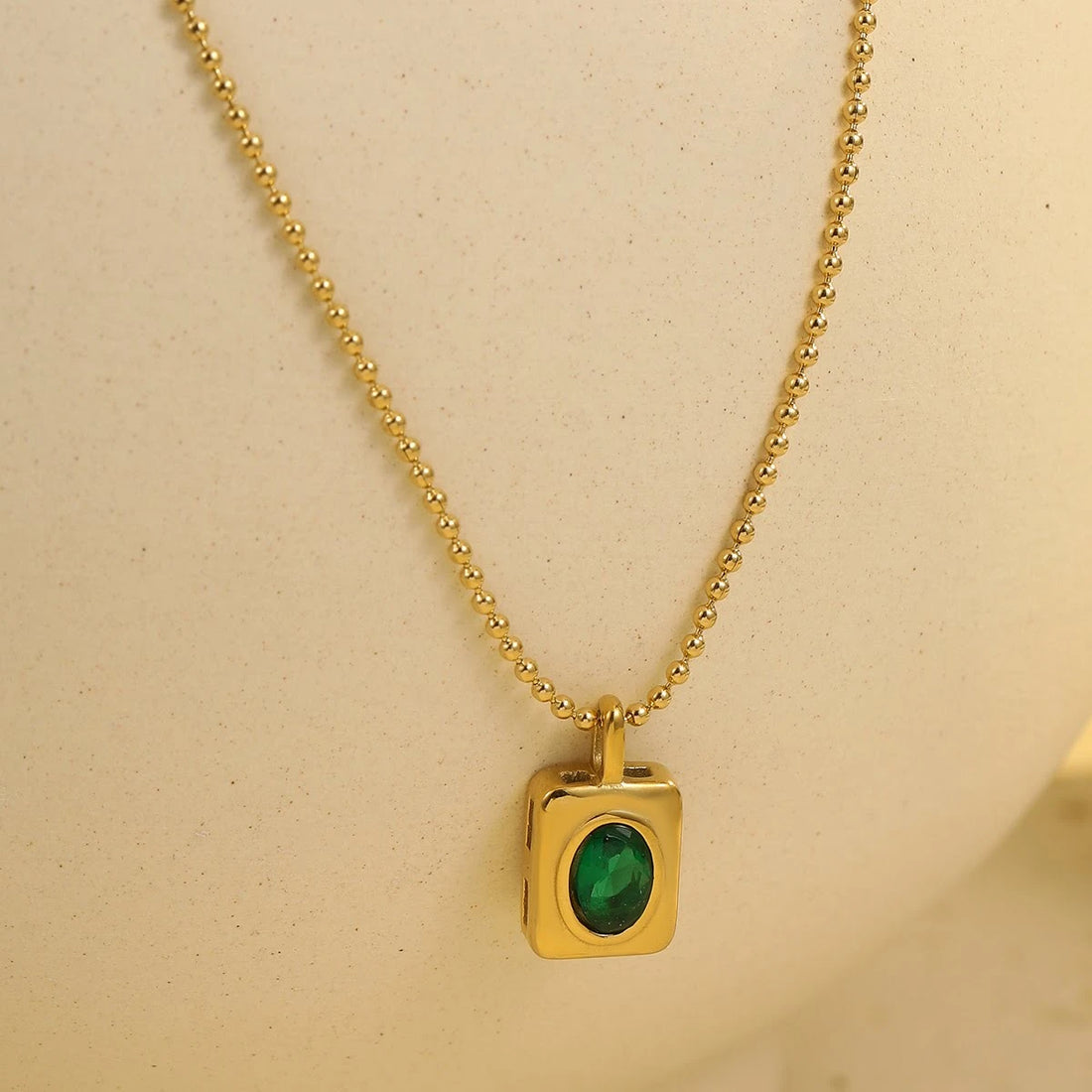Green Gold Pendant Necklace – 18K PVD Gold Plated