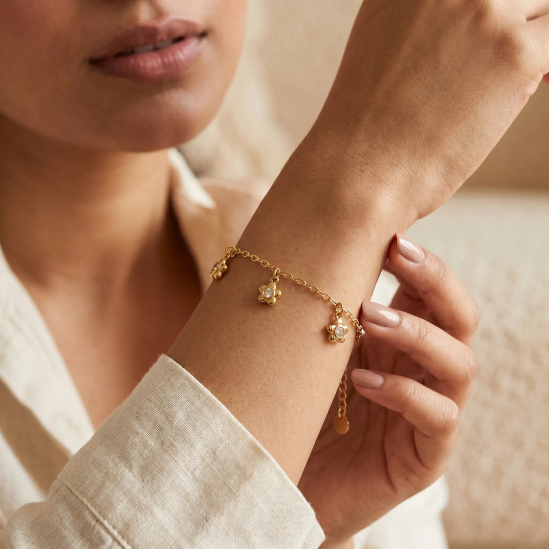Bloom Crystal Bracelet – 18K Gold Plated