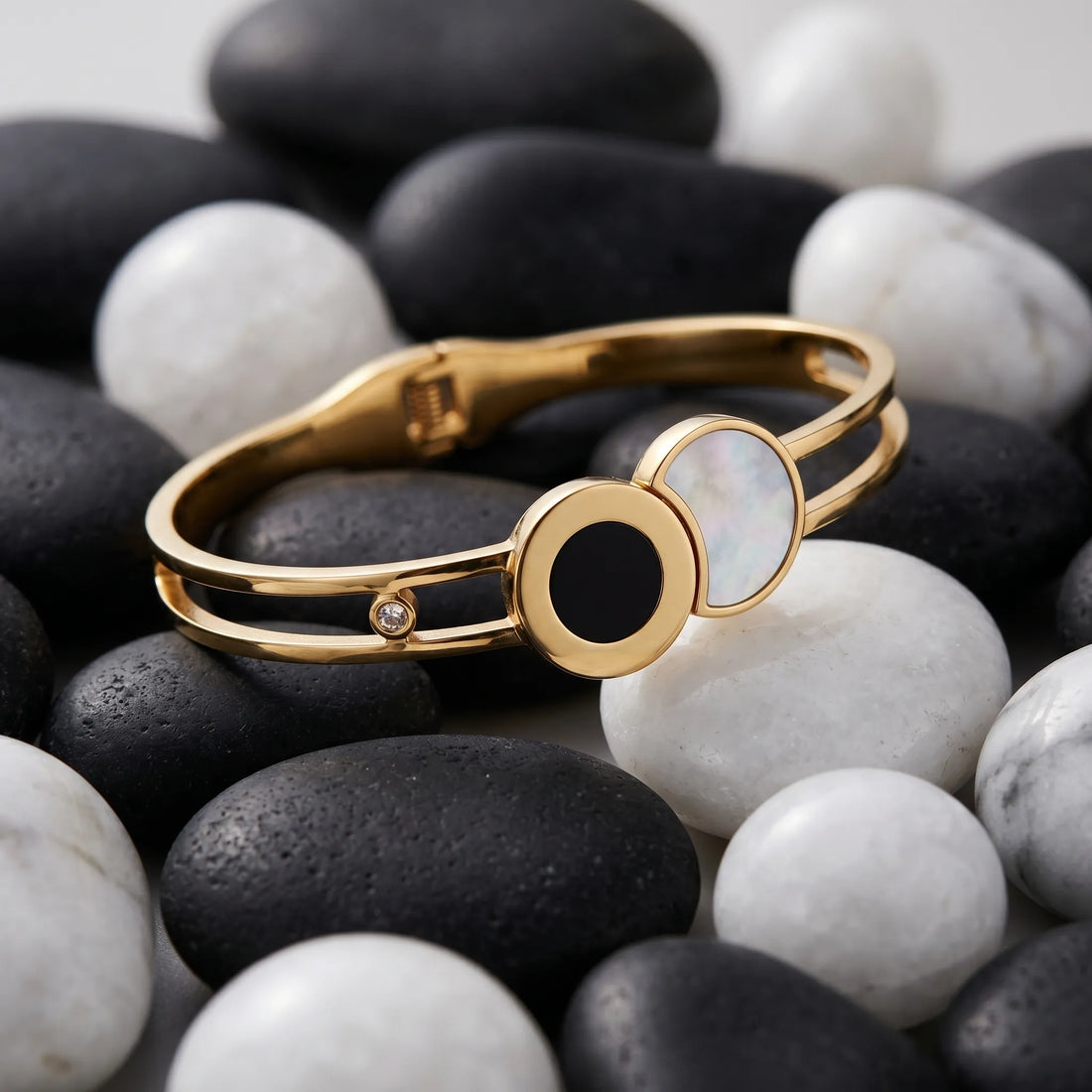 Dual Disc Statement Bangle – 18K Gold Plated