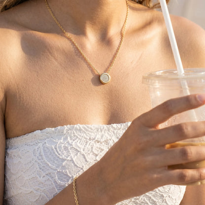 Aura Solitaire Necklace – 18K Gold Plated