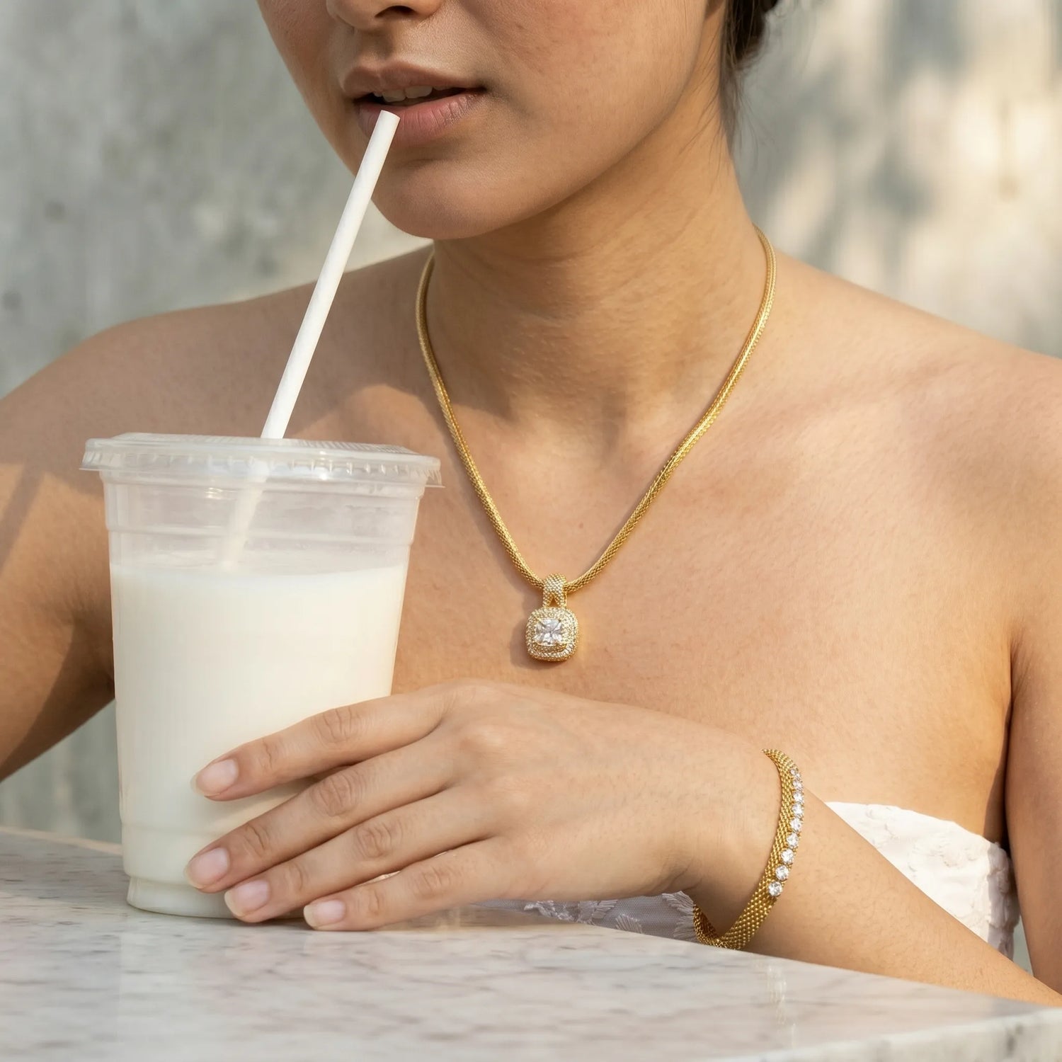 Cushion Halo Necklace – 18K Gold Plated