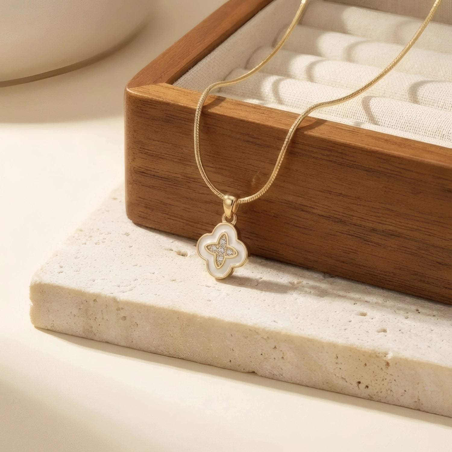 Ivory Bloom Clover Necklace – 18K Gold Plated