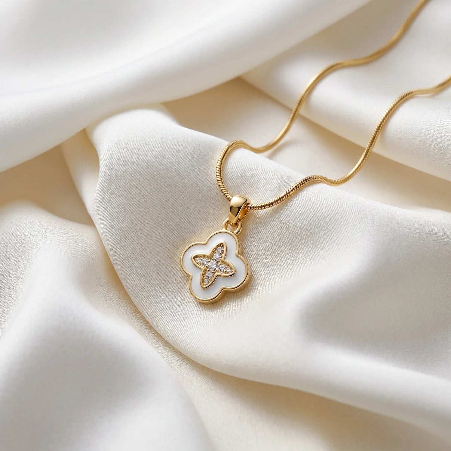Ivory Bloom Clover Necklace – 18K Gold Plated