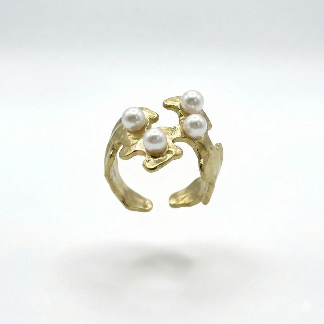 Molten Pearl Statement Ring – 18K Gold Plated