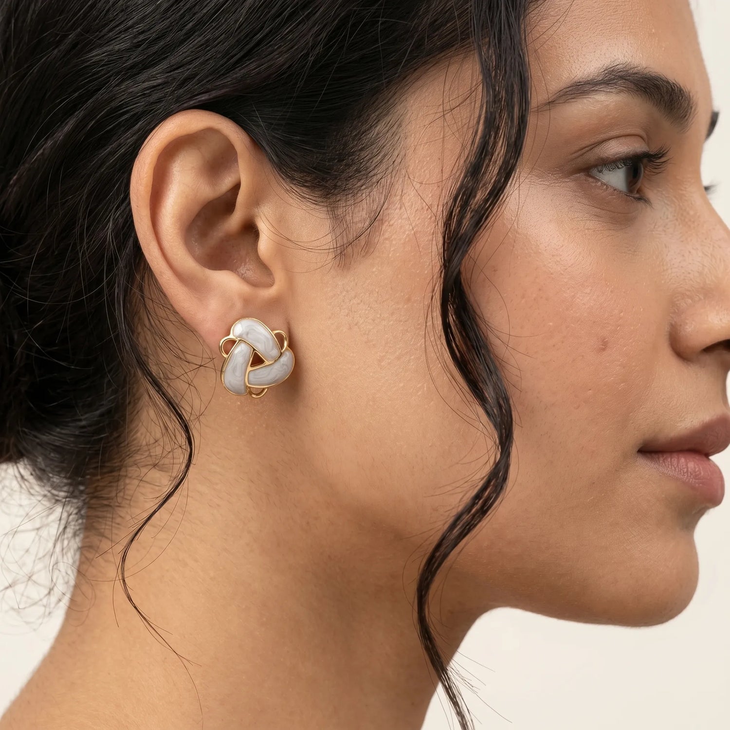 Pearl Knot Studs – 18K Gold Plated