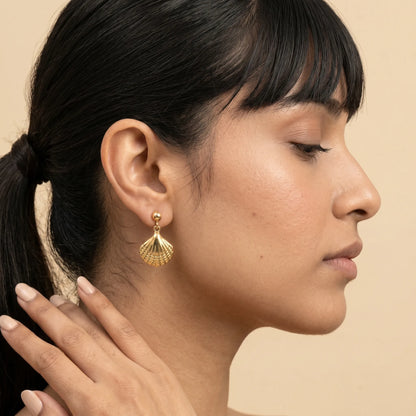 Scallop Shell Drop Earrings – 18K Gold Plated