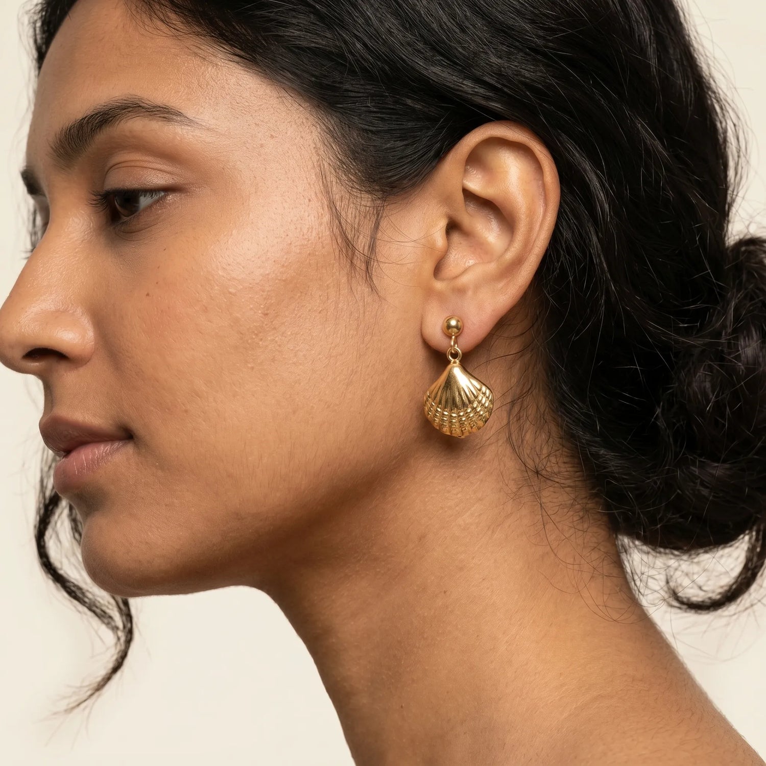 Scallop Shell Drop Earrings – 18K Gold Plated