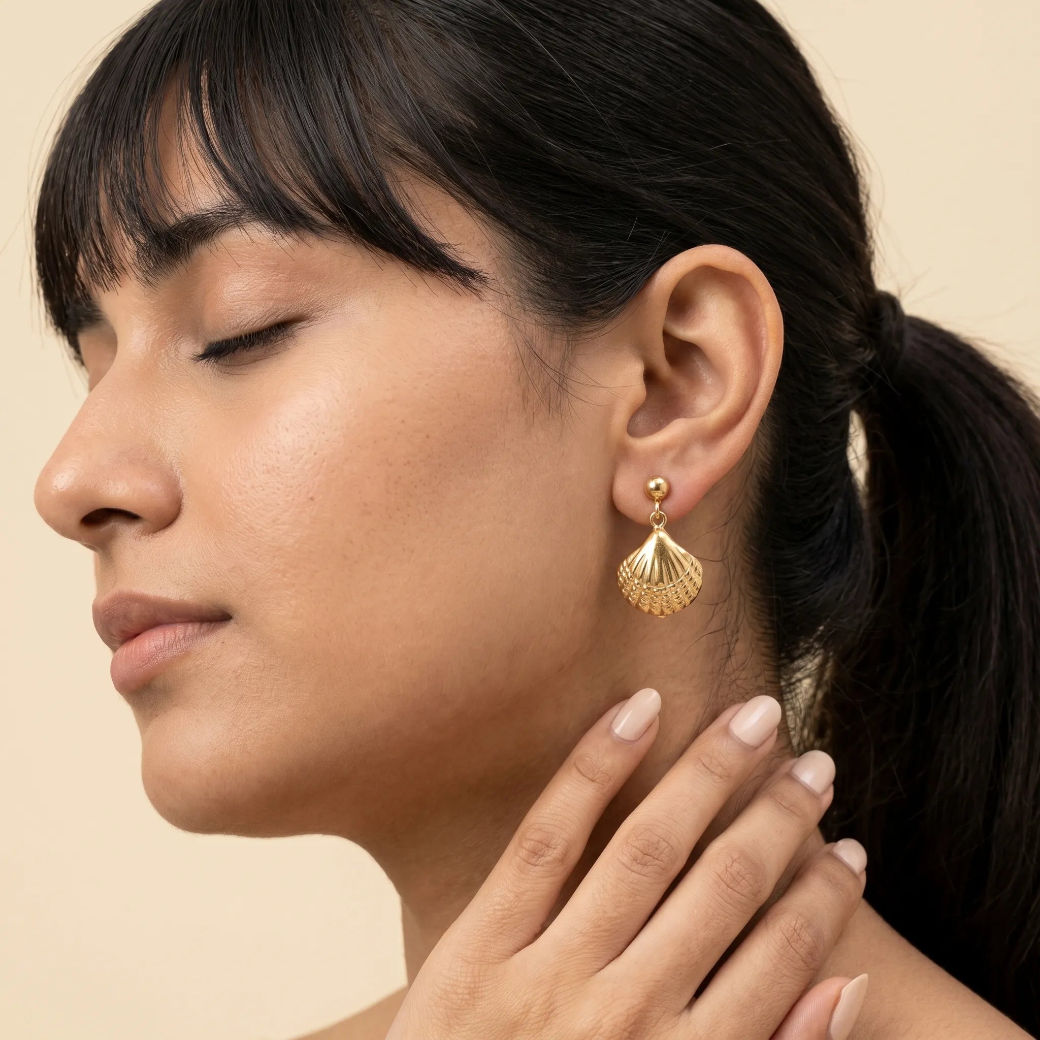 Scallop Shell Drop Earrings – 18K Gold Plated