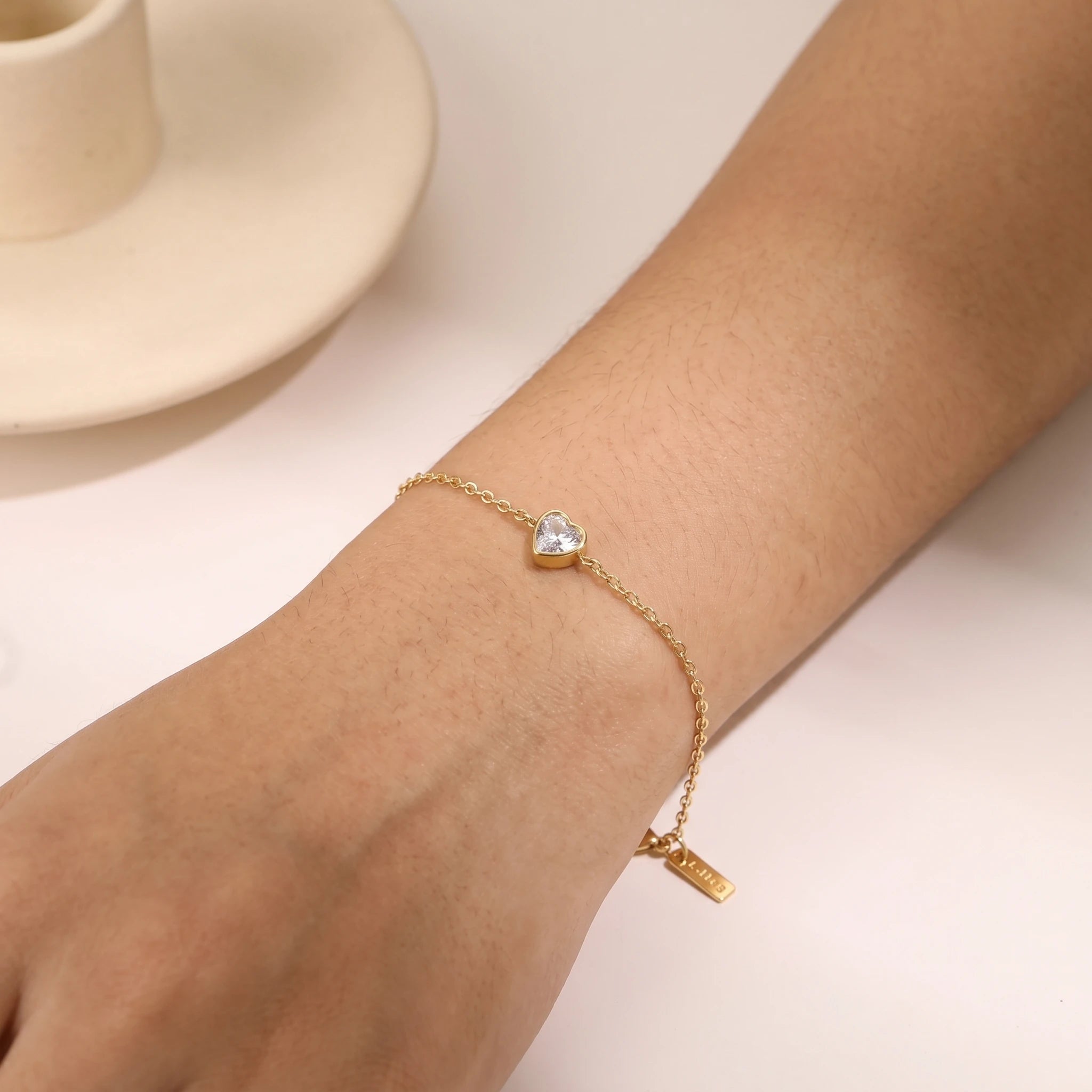 Teardrop Crystal Dainty Chain Bracelet – 18K PVD Gold Plated