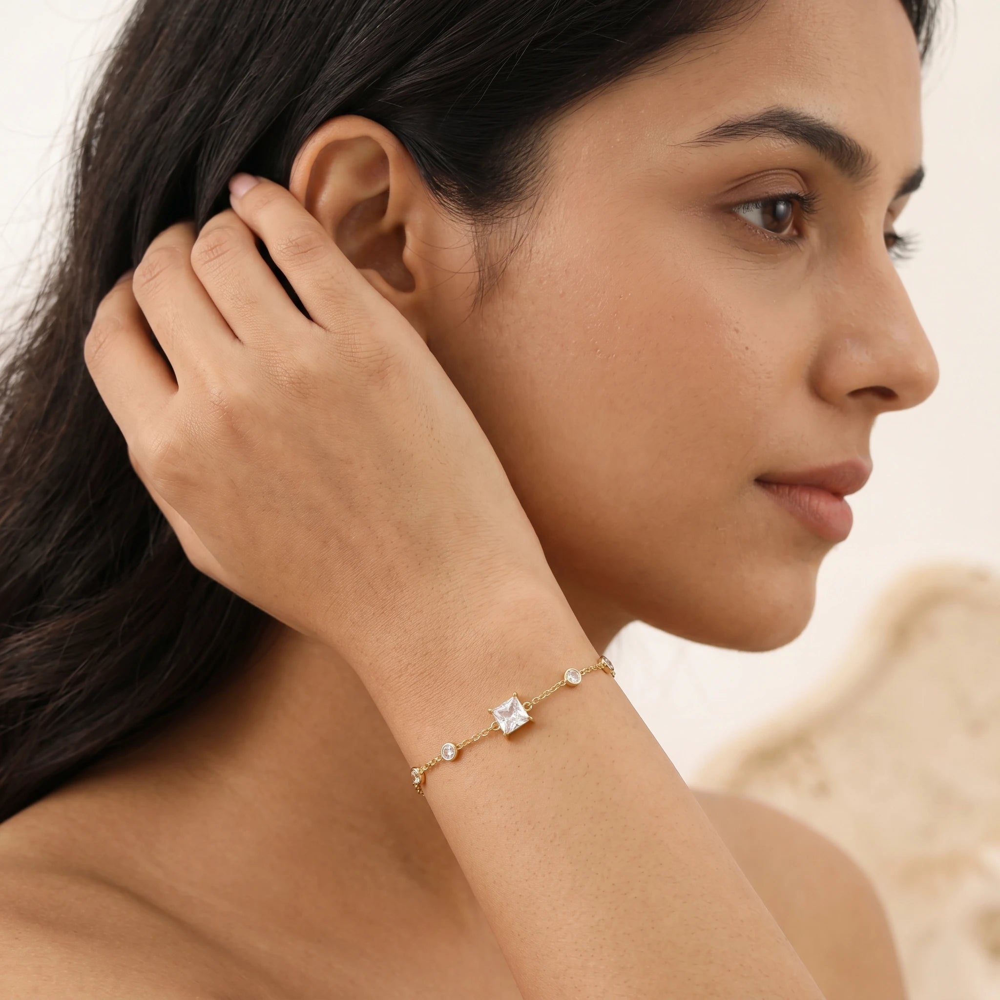 Triple Crystal Chain Bracelet – 18K PVD Gold Plated
