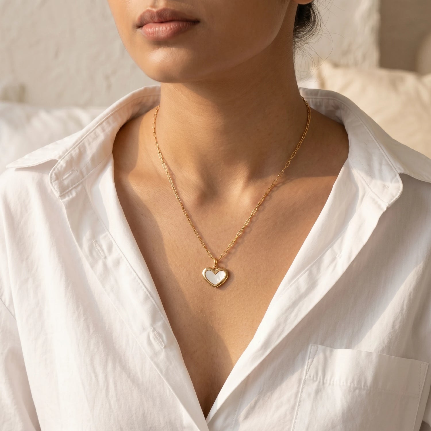White Shell Heart Pendant Necklace – 18K PVD Gold Plated